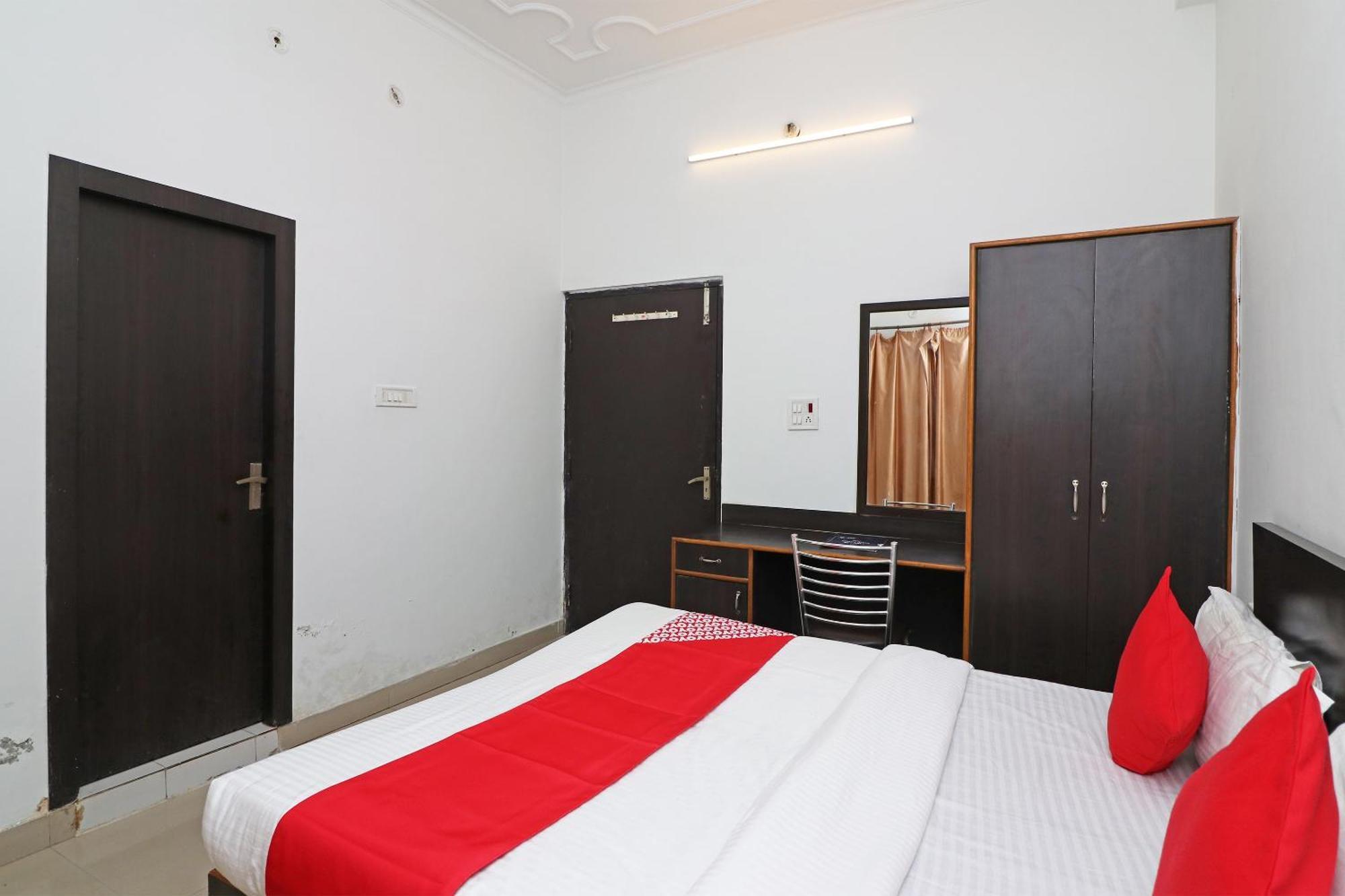 Hotel O Mid Town Ojus Tower Rudrapur Eksteriør bilde